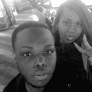 Meet your Posher, Derrick